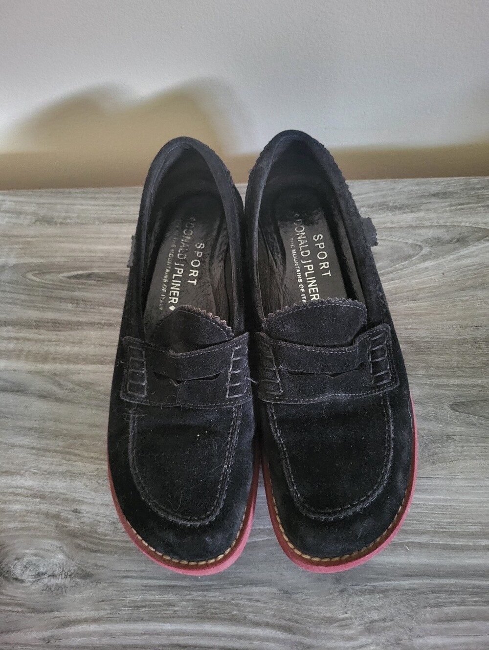 Donald J. Pliner Sport Ursola Black Suede Penny Loafers Size 8M